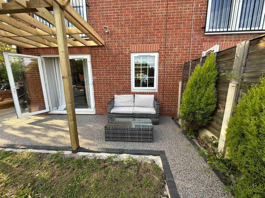 מנצ'סטר Waterside Mufc & Trafford Centre Townhouse 4 Bedroom Free Parking מראה חיצוני תמונה