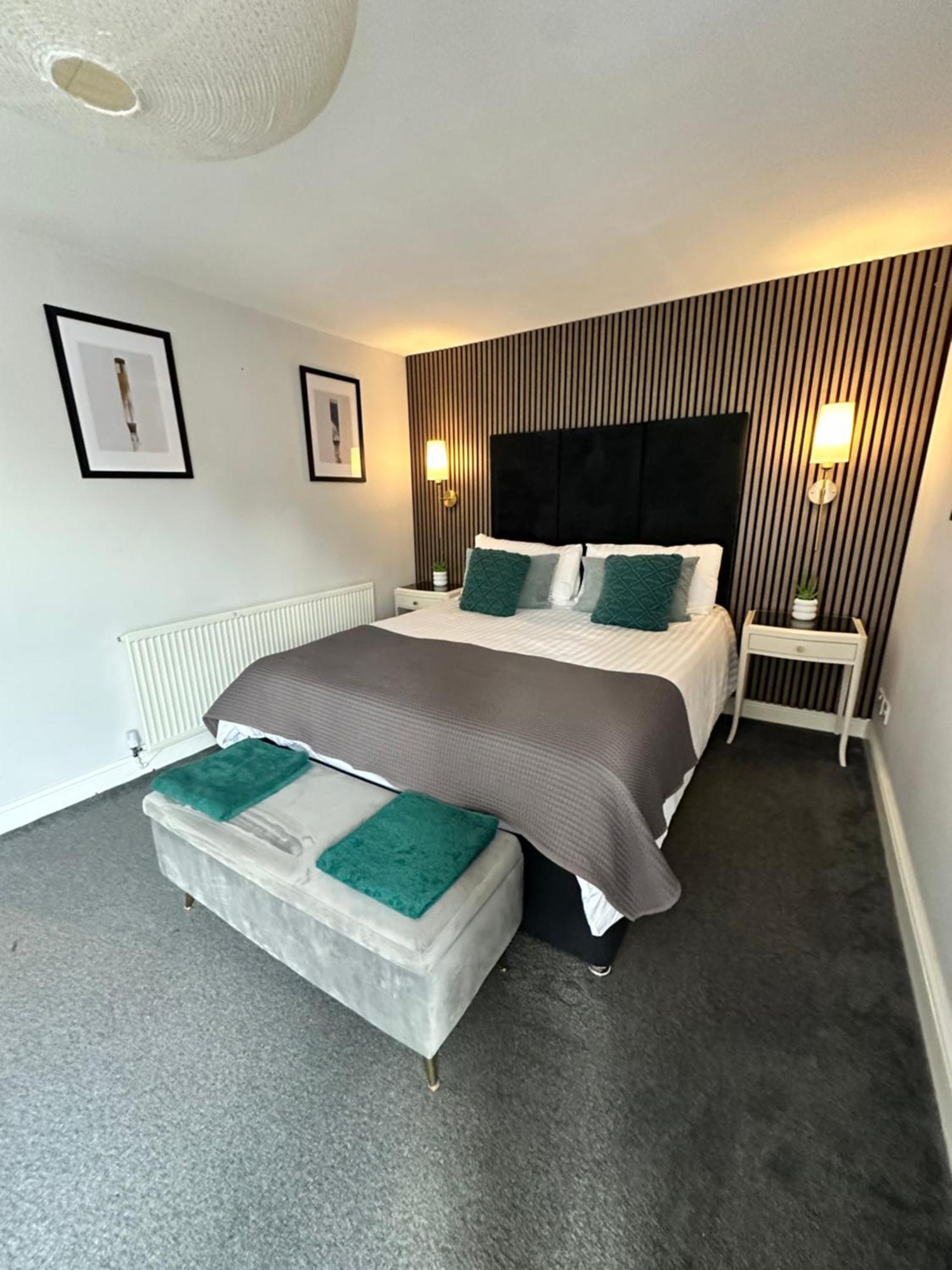 מנצ'סטר Waterside Mufc & Trafford Centre Townhouse 4 Bedroom Free Parking מראה חיצוני תמונה